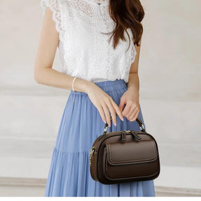 👜 Elegant Double Layer Wide Strap Crossbody Handbag