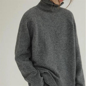 High-necked, padded sweater with a baggy look